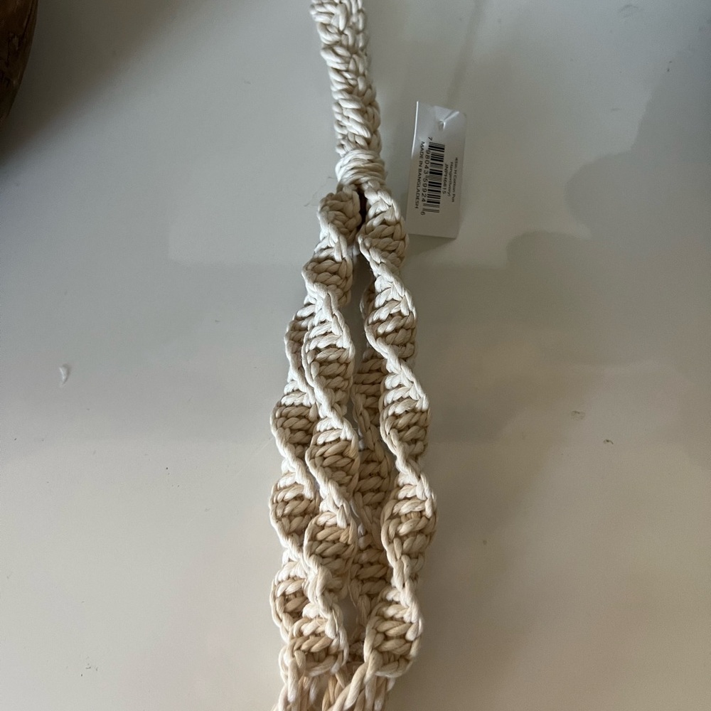 Macrame Rope Plant Pot Hanger - Picture 5 of 6